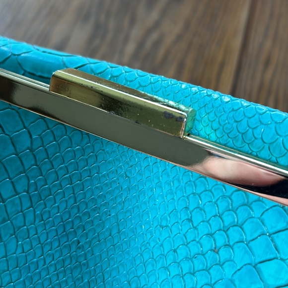 Adorable clutch - Picture 7 of 7